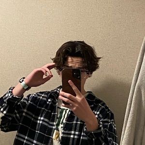 Meet your Posher, Ashton